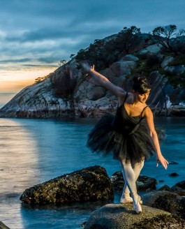 Ballerina In The City – Vancouver